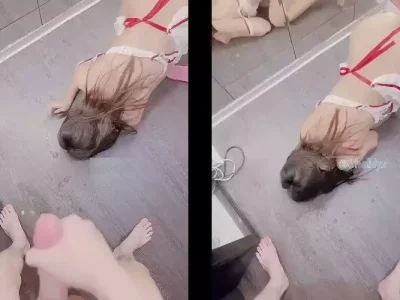 Bắn tinh ra sàn rồi bắt em liếm hết